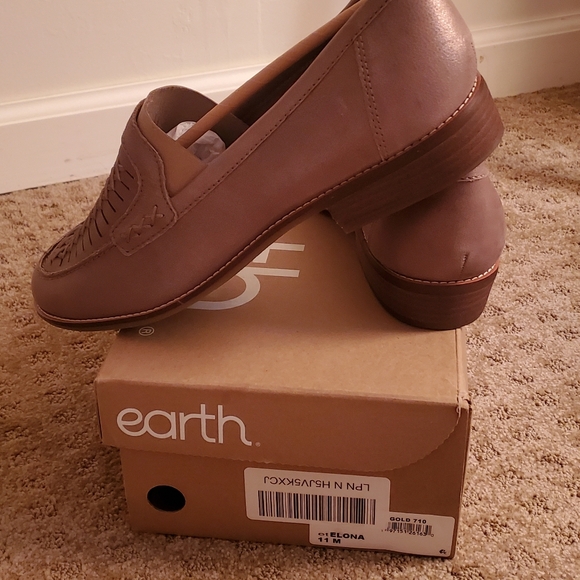 Earth‎ Elona Women's Woven Loafers in Taupe - Picture 5 of 11